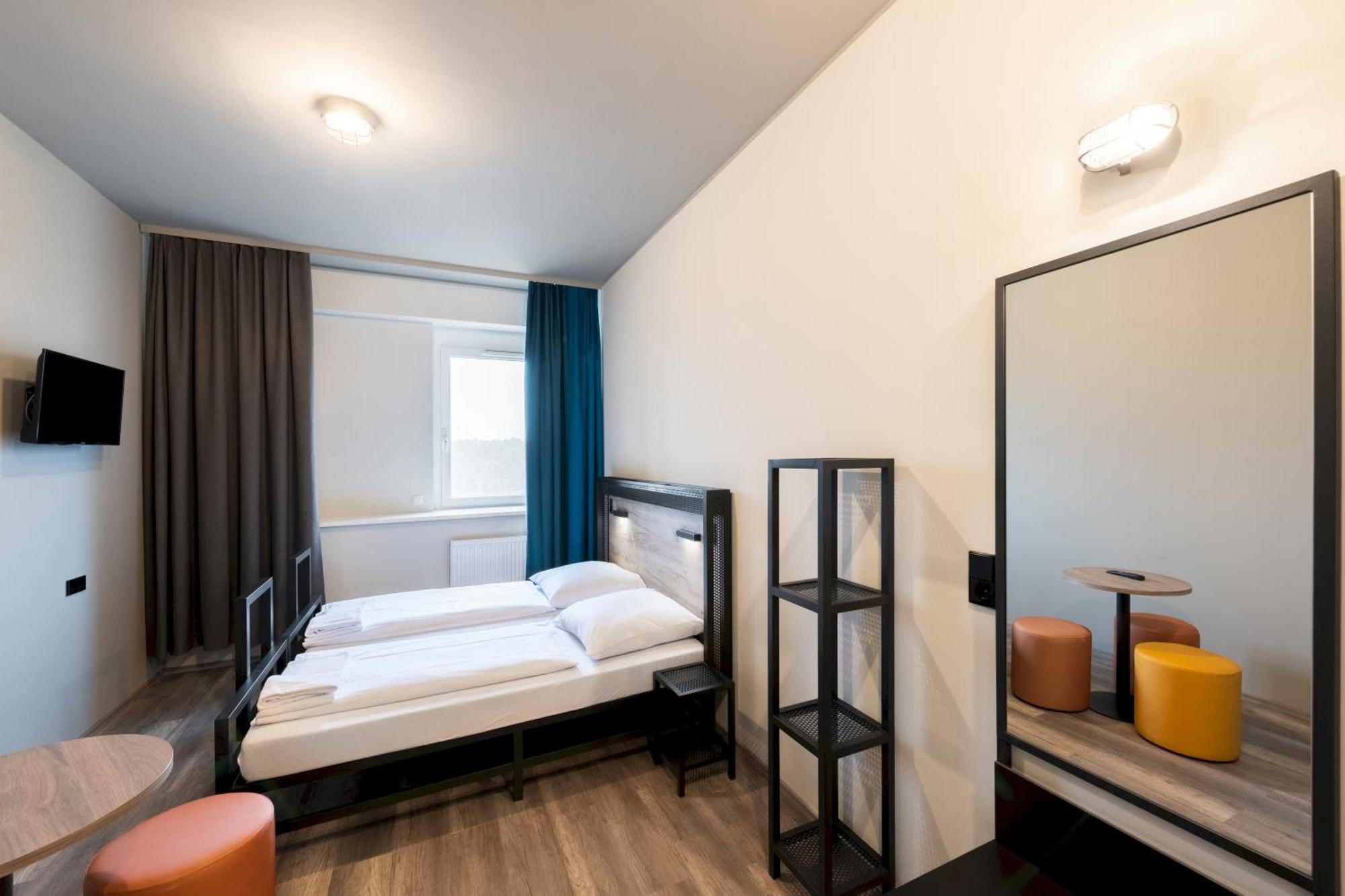 A&O Stuttgart City Room photo